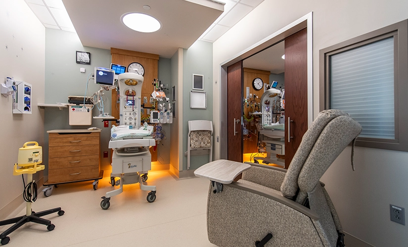 Level II NICU at Aurora Medical Center – Kenosha hospital  birthing center